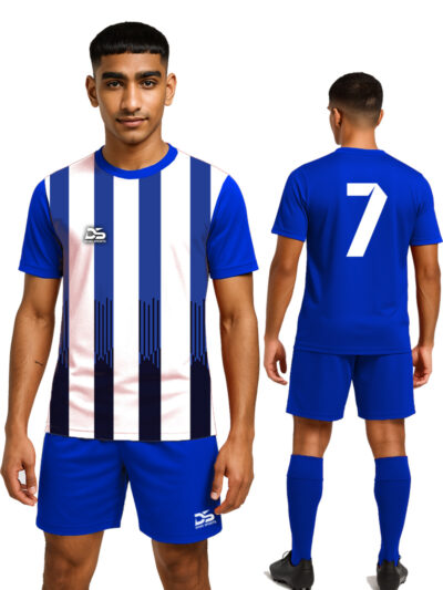SOCCER/FOOTBALL KIT DISKI STADIUM